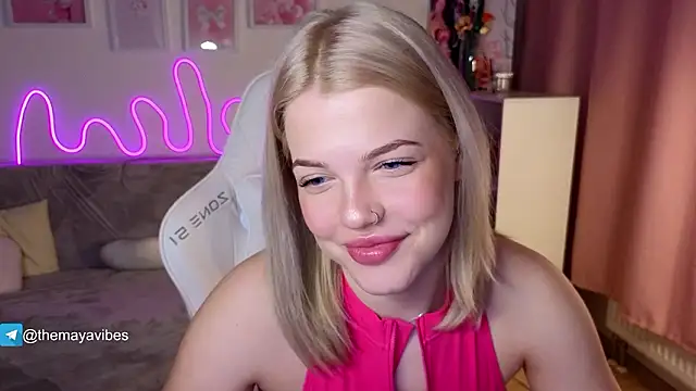 Maya Rave online show from 02-03-26, 03:26