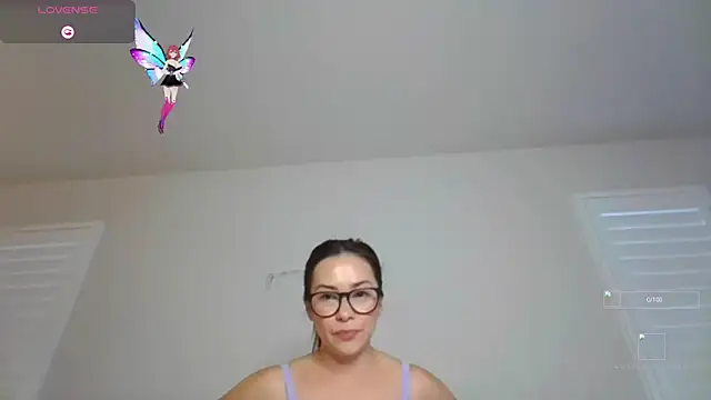 Snapshot of mixedasiangirl chatting on 11-06-25, 09:26 mixedasiangirl online show from 11-06-25, 09:26