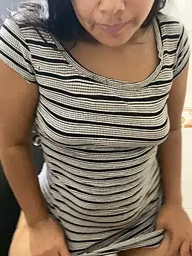 steisy325 online show from 12-16-24, 04:02