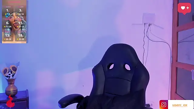 Snapshot of haanna_thompsoon chatting on 12-24-24, 04:11 haanna thompsoon online show from 12-24-24, 04:11