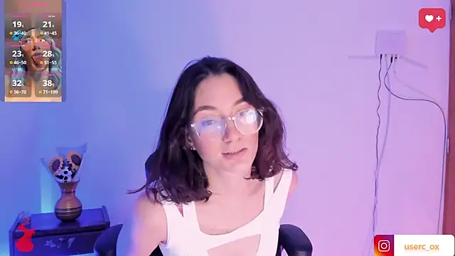 Snapshot of haanna_thompsoon chatting on 12-27-24, 09:43 haanna thompsoon online show from 12-27-24, 09:43