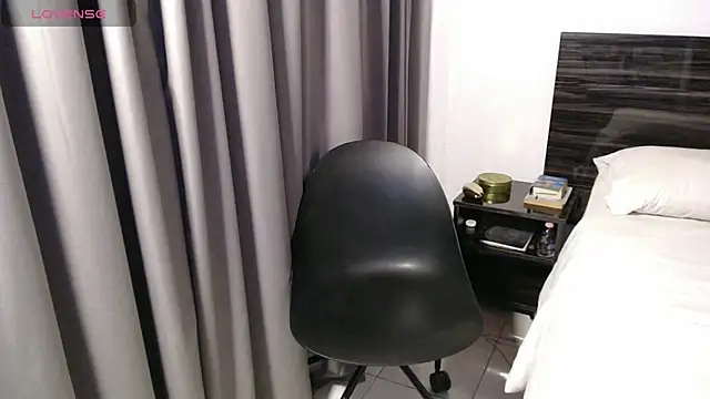 Snapshot of FaustoCock chatting on 03-04-25, 01:12 FaustoCock online show from 03-04-25, 01:12