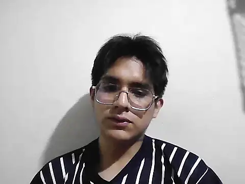 Snapshot of HardDick2 chatting on 03-01-26, 05:53 HardDick2 online show from 03-01-26, 05:53