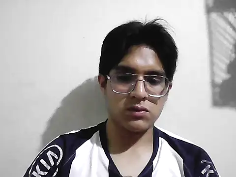 Snapshot of HardDick2 chatting on 03-14-26, 05:46 HardDick2 online show from 03-14-26, 05:46