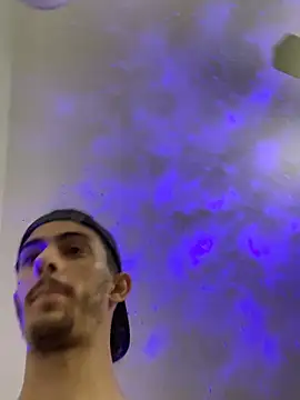 Snapshot of kennylove420 chatting on 09-13-25, 01:44 kennylove420 online show from 09-13-25, 01:44