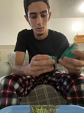 Snapshot of kennylove420 chatting on 10-07-25, 11:02 kennylove420 online show from 10-07-25, 11:02