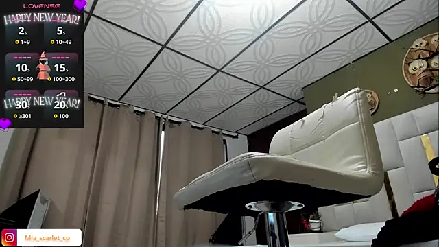 Mia scarlet69 online show from 04-24-26, 12:07