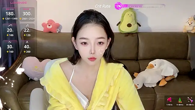 Snapshot of Yilin1999 chatting on 12-18-24, 11:08 Yilin1999 online show from 12-18-24, 11:08