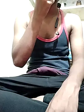 black cobra70 online show from 10-18-25, 06:52