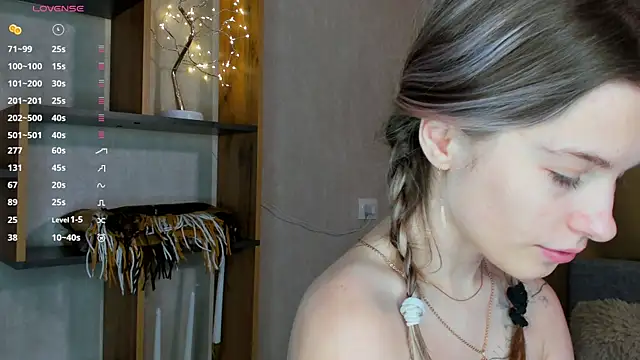 Snapshot of LinaCristonsen chatting on 12-08-24, 02:09 LinaCristonsen online show from 12-08-24, 02:09