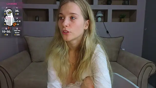 Snapshot of LinaCristonsen chatting on 11-21-25, 04:16 LinaCristonsen online show from 11-21-25, 04:16