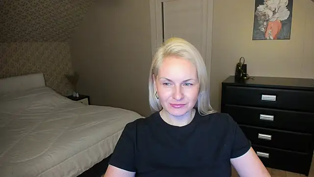 Snapshot of Alicee_Gracee chatting on 11-24-25, 07:13 Alicee Gracee online show from 11-24-25, 07:13