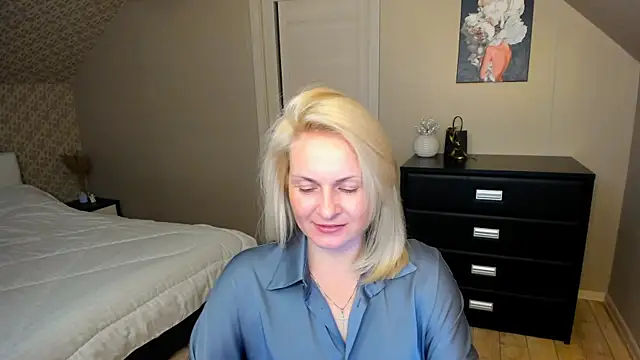 Snapshot of Alicee_Gracee chatting on 11-29-25, 04:54 Alicee Gracee online show from 11-29-25, 04:54