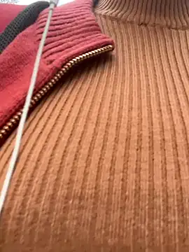 Snapshot of ScarletAss chatting on 09-09-25, 05:18 ScarletAss online show from 09-09-25, 05:18