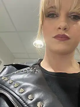 LustfulLuna  online show from 03-03-26, 02:34