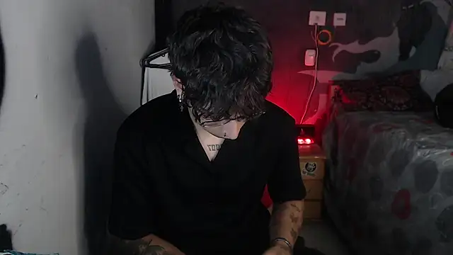 Snapshot of Dereck_Dickson chatting on 11-27-25, 06:26 Dereck Dickson online show from 11-27-25, 06:26