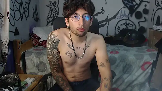 Snapshot of Dereck_Dickson chatting on 12-22-25, 03:36 Dereck Dickson online show from 12-22-25, 03:36