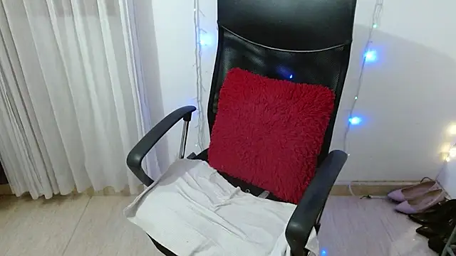 miss evoleth2 online show from 07-06-26, 11:51