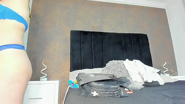 Snapshot of NaxaAndLexi_ chatting on 02-11-25, 01:30 NaxaAndLexi  online show from 02-11-25, 01:30
