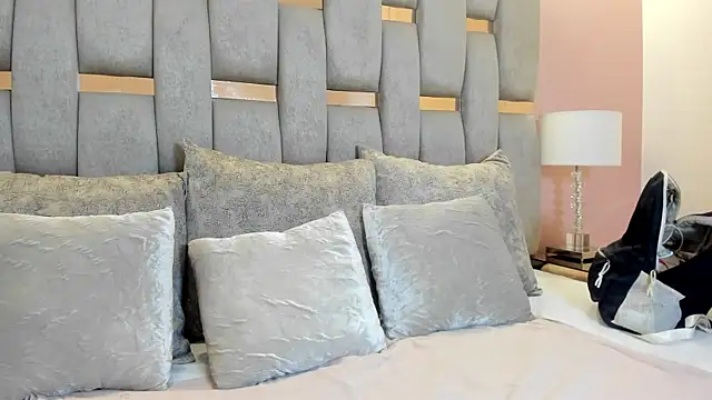 nicole fisherr online show from 01-16-26, 02:59