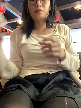 Bella0815 online show from 11-25-25, 07:19