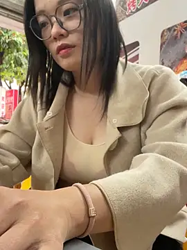 Bella0815 online show from 12-02-25, 09:03