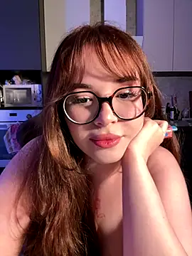 Snapshot of CutiePie3 chatting on 11-13-25, 09:58 CutiePie3 online show from 11-13-25, 09:58