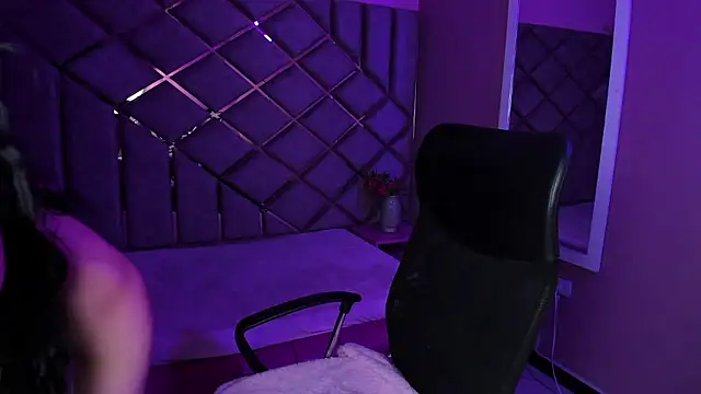 Poly Sasha  online show from 01-17-26, 04:17