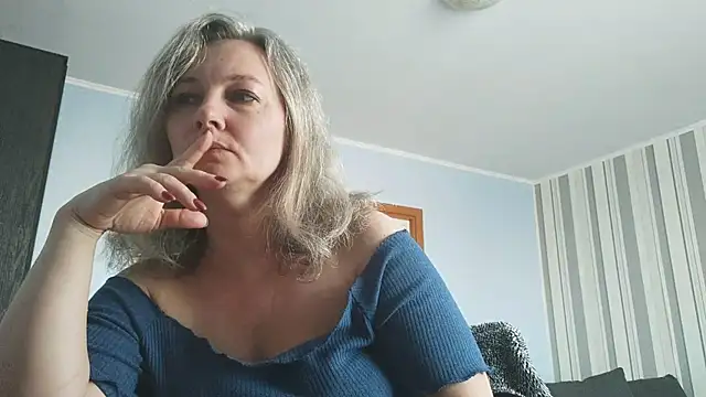 EdithManning online show from 02-09-26, 06:39