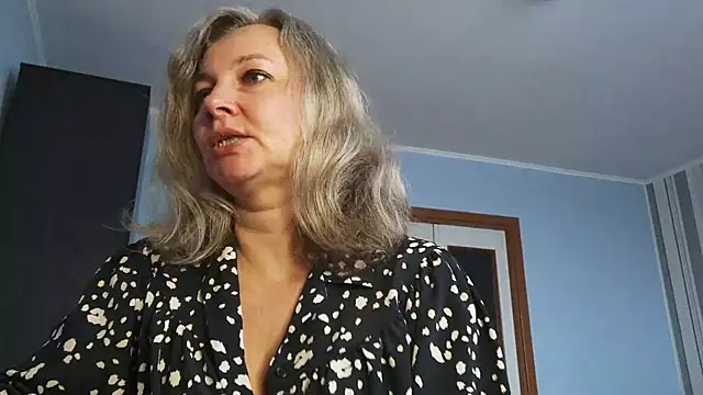 EdithManning online show from 02-24-26, 06:33