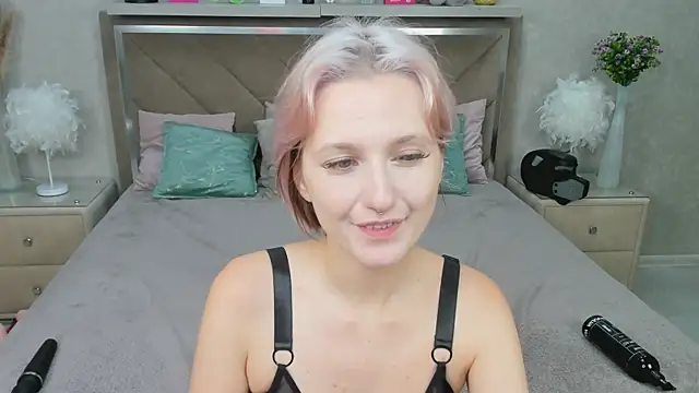 MiaKarlos online show from 07-24-26, 01:14
