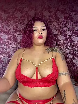 Snapshot of Naughty-Mel chatting on 02-08-25, 05:08 Naughty-Mel online show from 02-08-25, 05:08