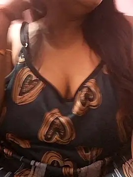 Snapshot of Hot-Anuska chatting on 12-04-25, 06:16 Hot-Anuska online show from 12-04-25, 06:16