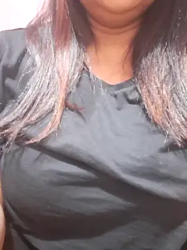 Snapshot of Hot-Anuska chatting on 12-14-25, 06:23 Hot-Anuska online show from 12-14-25, 06:23