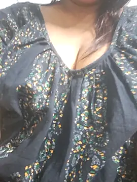 Snapshot of Hot-Anuska chatting on 04-07-26, 04:40 Hot-Anuska online show from 04-07-26, 04:40