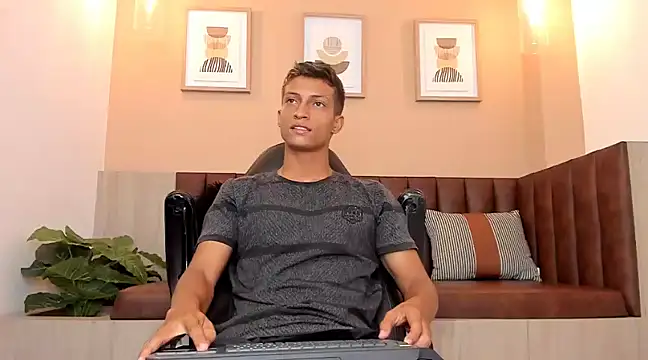 wolf james123 online show from 02-14-25, 02:23