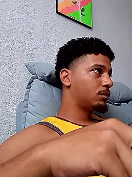 Snapshot of gugao666 chatting on 12-02-24, 02:52 gugao666 online show from 12-02-24, 02:52