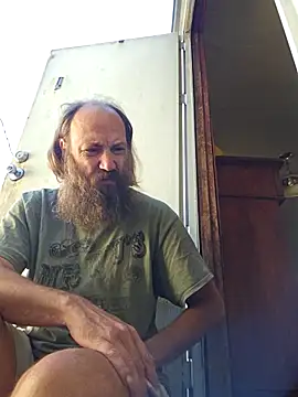 Beyond1978 online show from 10-22-25, 04:07