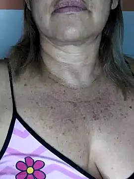 Kasandra Ho online show from 02-05-25, 06:35