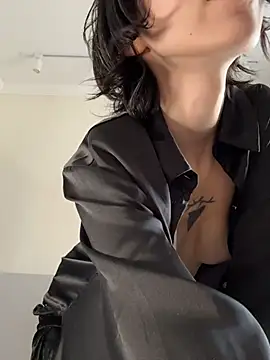 kikidoll online show from 04-23-26, 02:57