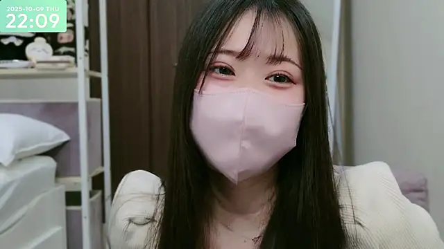 Snapshot of -SHIZUKU- chatting on 10-09-25, 01:09 -SHIZUKU- online show from 10-09-25, 01:09