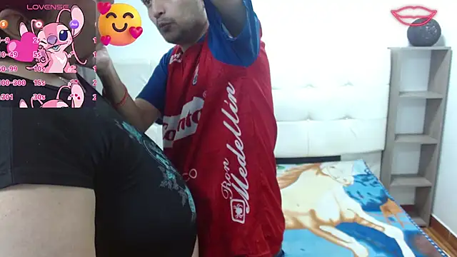 Candy and Jh0n online show from 11-05-25, 04:01