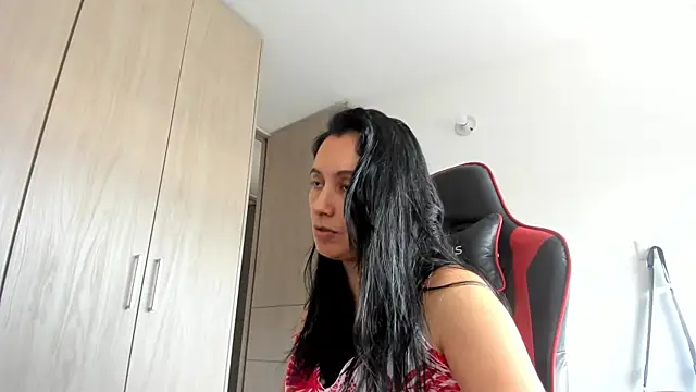 gracekelly12 online show from 09-10-25, 06:30