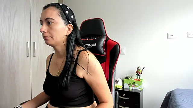 gracekelly12 online show from 09-12-25, 02:28