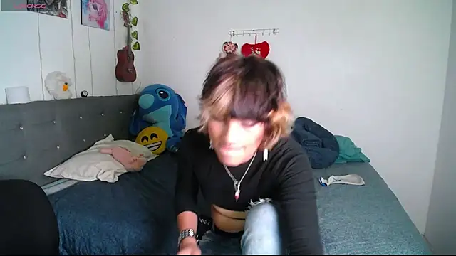 Caitlynwheler online show from 03-19-25, 05:08