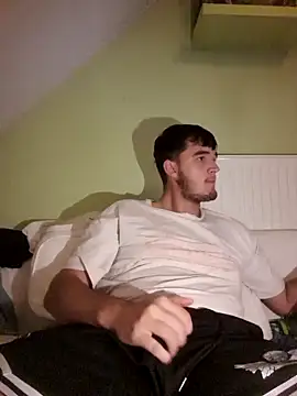 Snapshot of Tim67_12 chatting on 11-13-25, 07:46 Tim67 12 online show from 11-13-25, 07:46