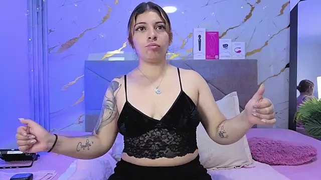 agatha 97  online show from 04-25-26, 01:41