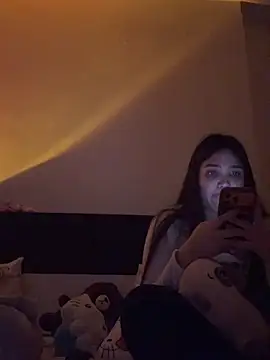 daniniescobarr online show from 03-13-26, 09:54