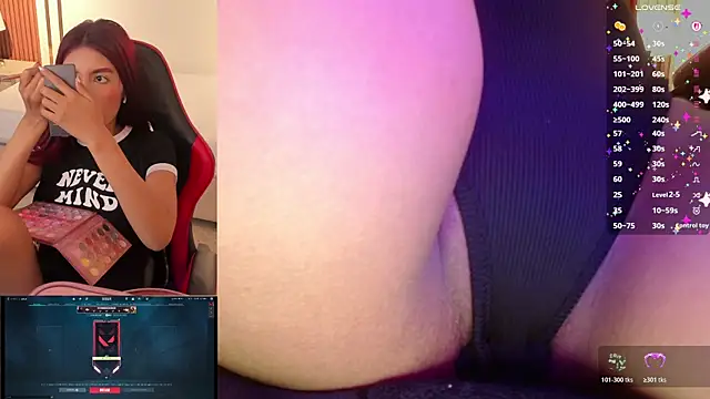 Snapshot of MiaVoss chatting on 11-11-25, 09:04 MiaVoss online show from 11-11-25, 09:04