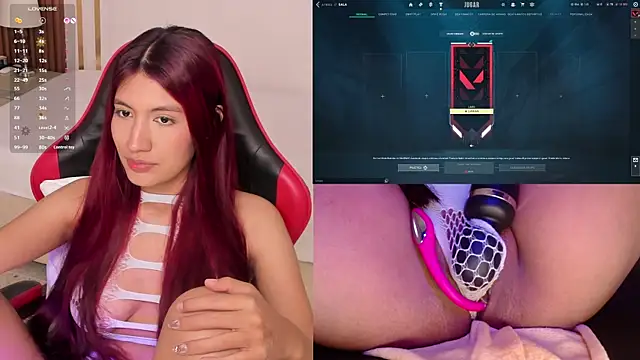 Snapshot of MiaVoss chatting on 11-29-25, 10:13 MiaVoss online show from 11-29-25, 10:13